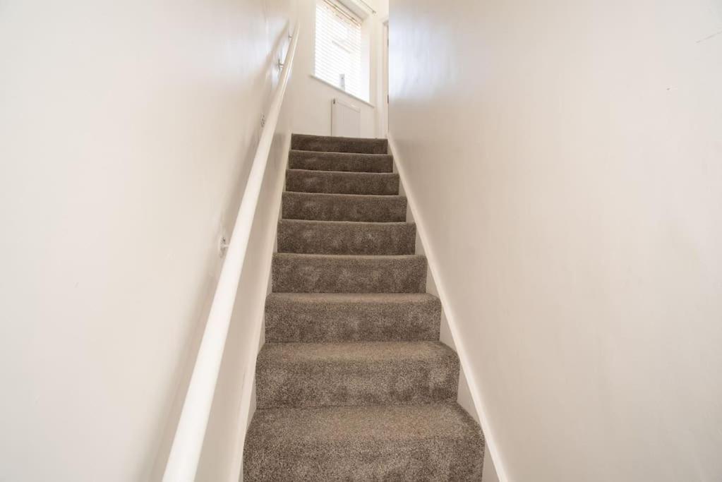 Watford Central Serviced Apartments 2 Zewnętrze zdjęcie