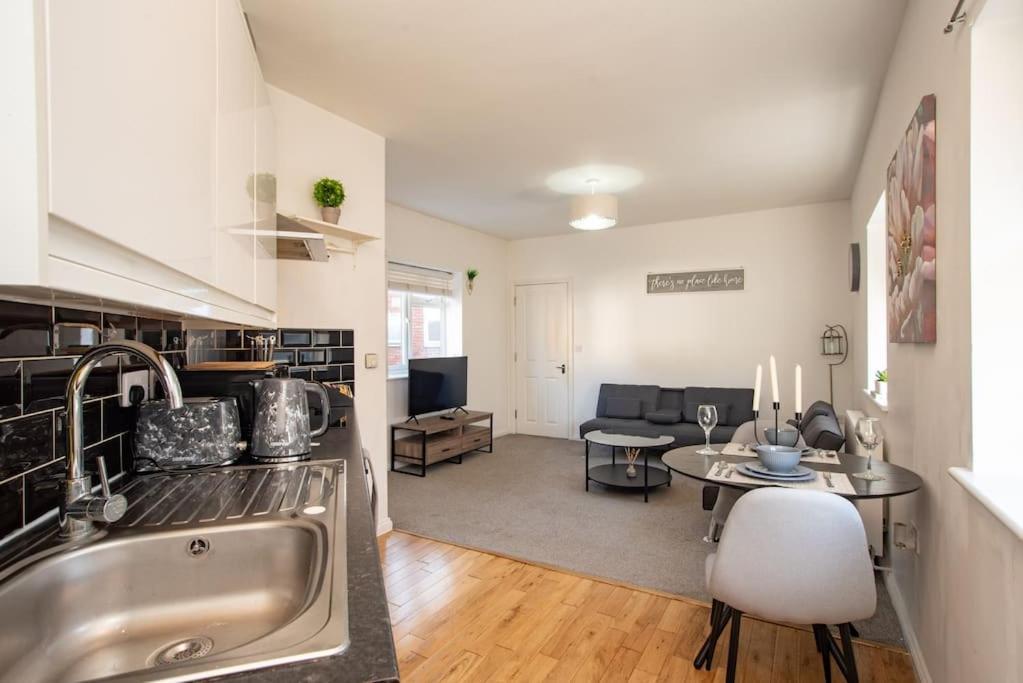 Watford Central Serviced Apartments 2 Zewnętrze zdjęcie